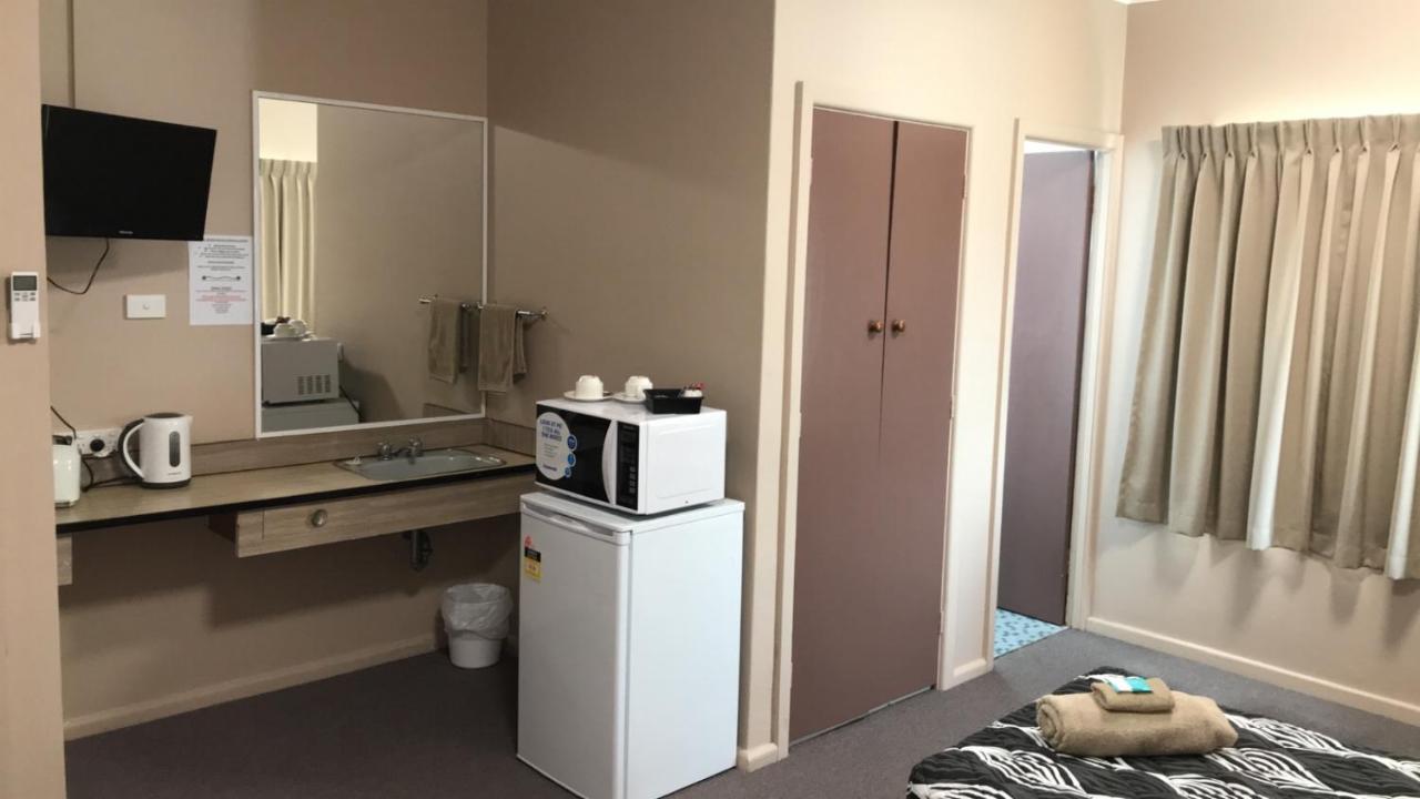 Manning River Motel تاري المظهر الخارجي الصورة