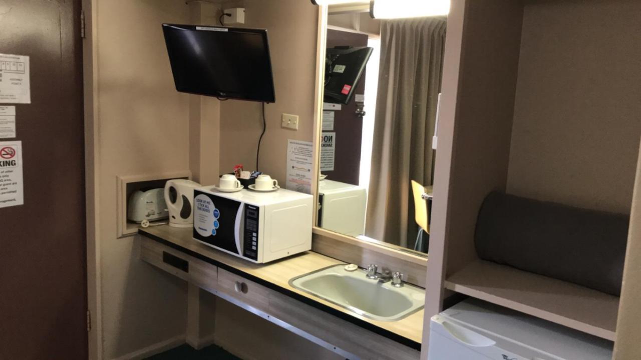 Manning River Motel تاري المظهر الخارجي الصورة
